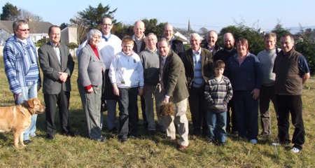 Pictured at the sod turning for the new Moville Community Garden are, from left, Neil Gillespie, Fiontn  Caolin, Donegal County Council, Mary McKinney, Brendan McDermott, Nathan Gillespie, P.J Costelloe, Paddy McCartney, Cllr Martin Farren, Mark Boland, Brendan Keaveney, Enda Craig, Tommy McLaughlin, Mary McGeoghegan, Nick North of the HSE and John Joe Rafferty.